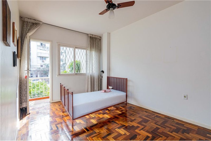 Apartamento 2 dormitórios,  1 vaga de garagem Protásio Alves Porto Alegre - 