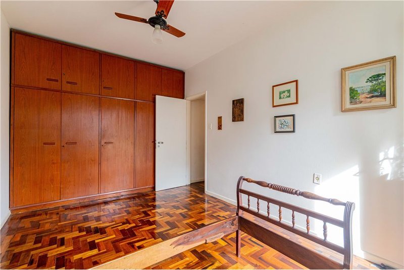 Apartamento 2 dormitórios,  1 vaga de garagem Protásio Alves Porto Alegre - 