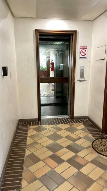 R$ 190.000 - ÓTIMA SALA COMERCIAL - 49M2 - SACADA - LOCALIZAÇÃO PERFEITA E PRIVILEGIADA - Porto Alegre - 