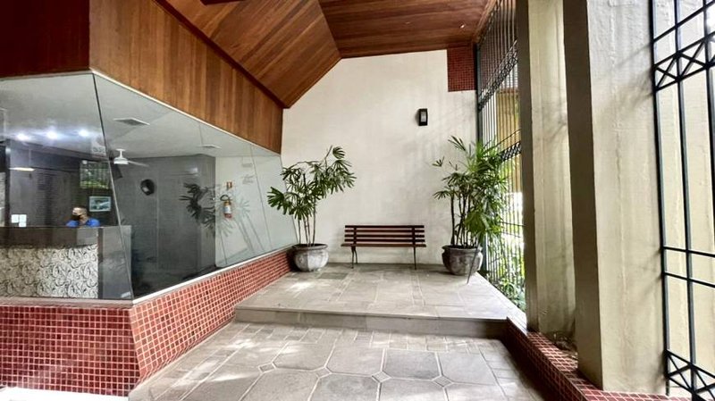 R$ 190.000 - ÓTIMA SALA COMERCIAL - 49M2 - SACADA - LOCALIZAÇÃO PERFEITA E PRIVILEGIADA - Porto Alegre - 
