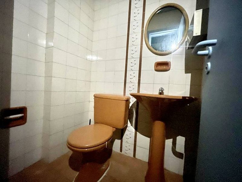 R$ 190.000 - ÓTIMA SALA COMERCIAL - 49M2 - SACADA - LOCALIZAÇÃO PERFEITA E PRIVILEGIADA - Porto Alegre - 