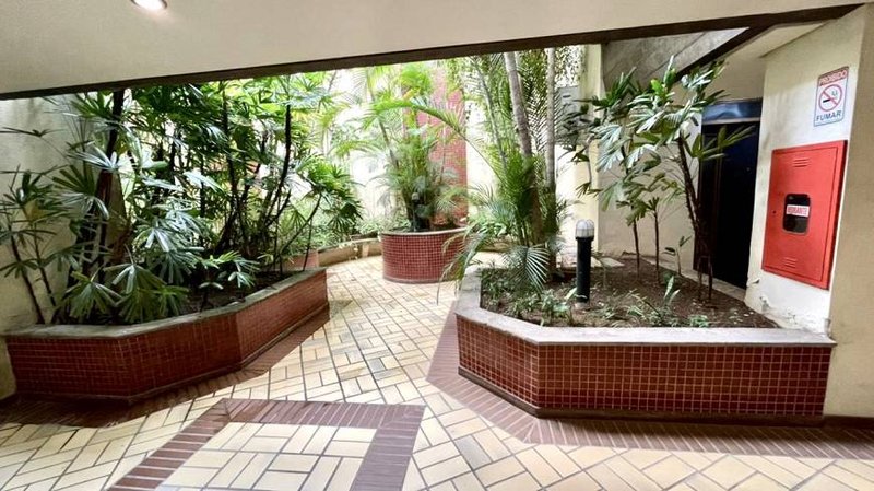 R$ 190.000 - ÓTIMA SALA COMERCIAL - 49M2 - SACADA - LOCALIZAÇÃO PERFEITA E PRIVILEGIADA - Porto Alegre - 
