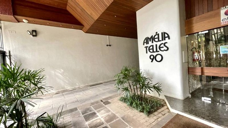 R$ 190.000 - ÓTIMA SALA COMERCIAL - 49M2 - SACADA - LOCALIZAÇÃO PERFEITA E PRIVILEGIADA - Porto Alegre - 