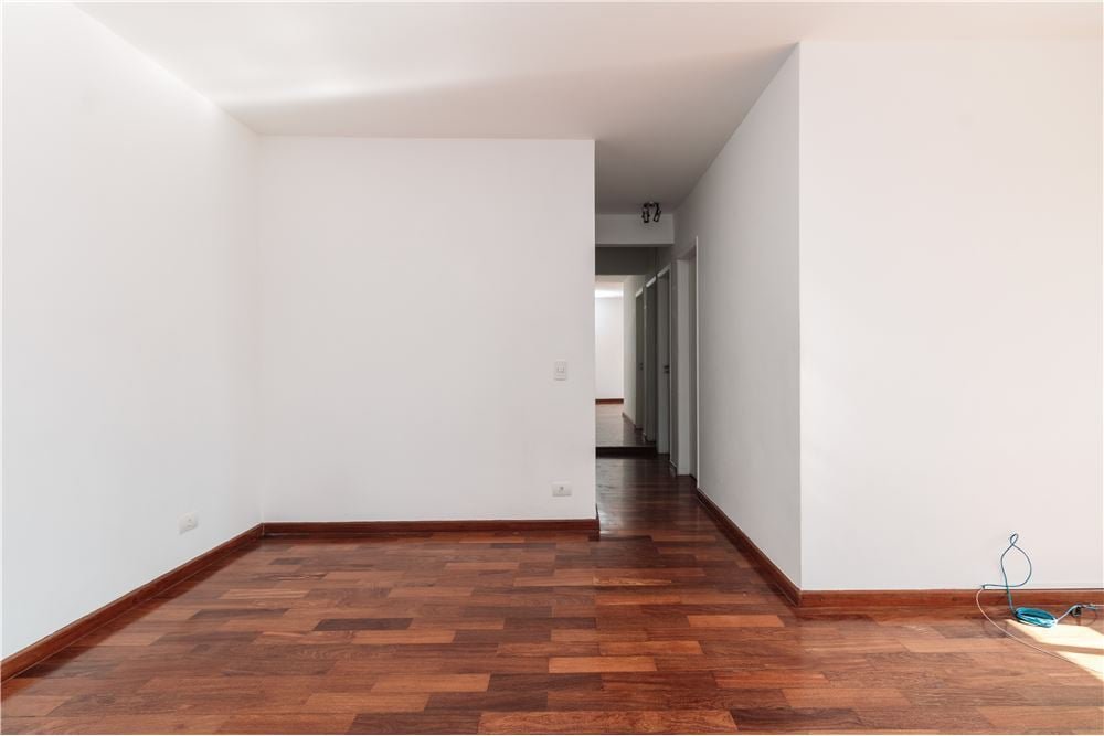 Apartamento à venda com 3 quartos, 82m² - Foto 3