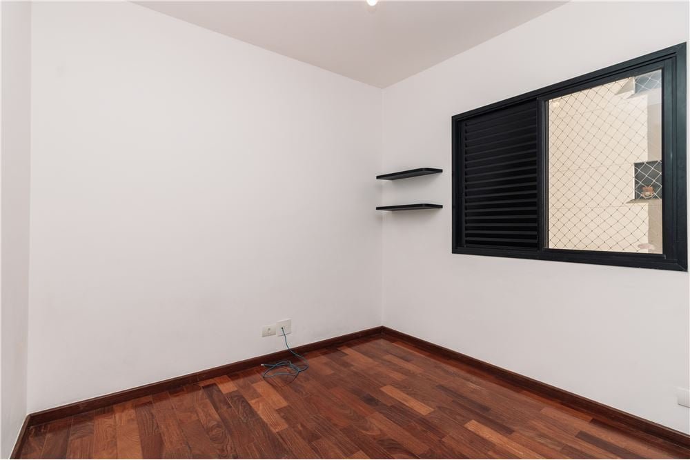 Apartamento à venda com 3 quartos, 82m² - Foto 13