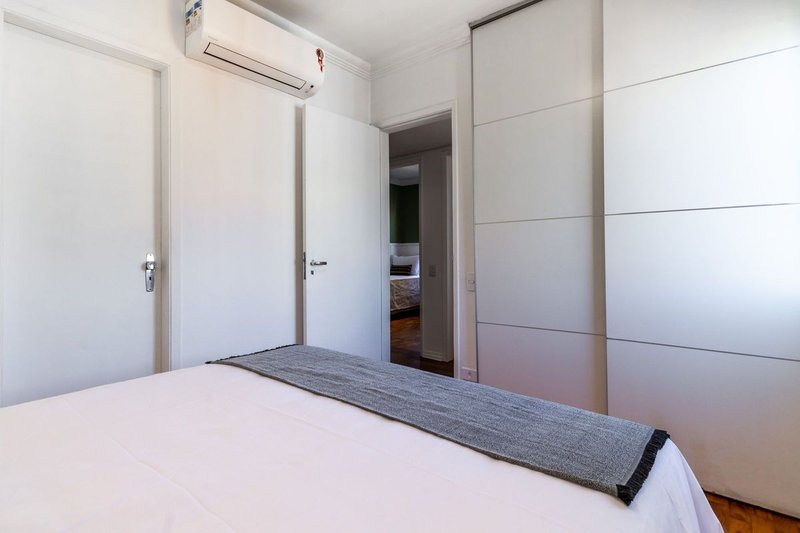 Apartamento de 85m², 3 quartos em Vila Nova Conceição Rua Santa Justina São Paulo - 