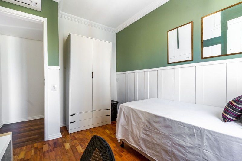 Apartamento de 85m², 3 quartos em Vila Nova Conceição Rua Santa Justina São Paulo - 