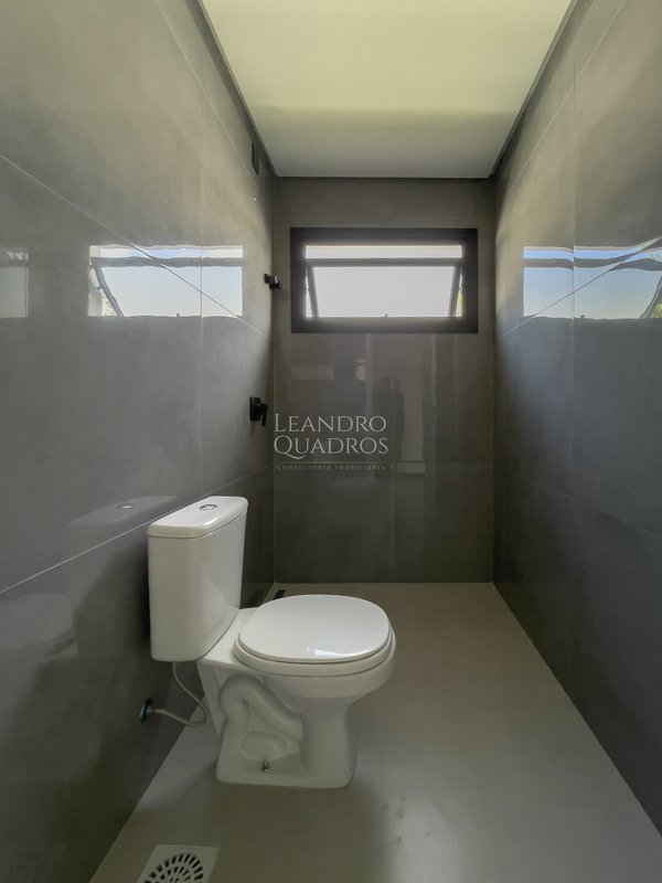 CASA COM PROJETO CONCEITUAL COM UMA VISTA ESPETACULAR  Gravataí - 