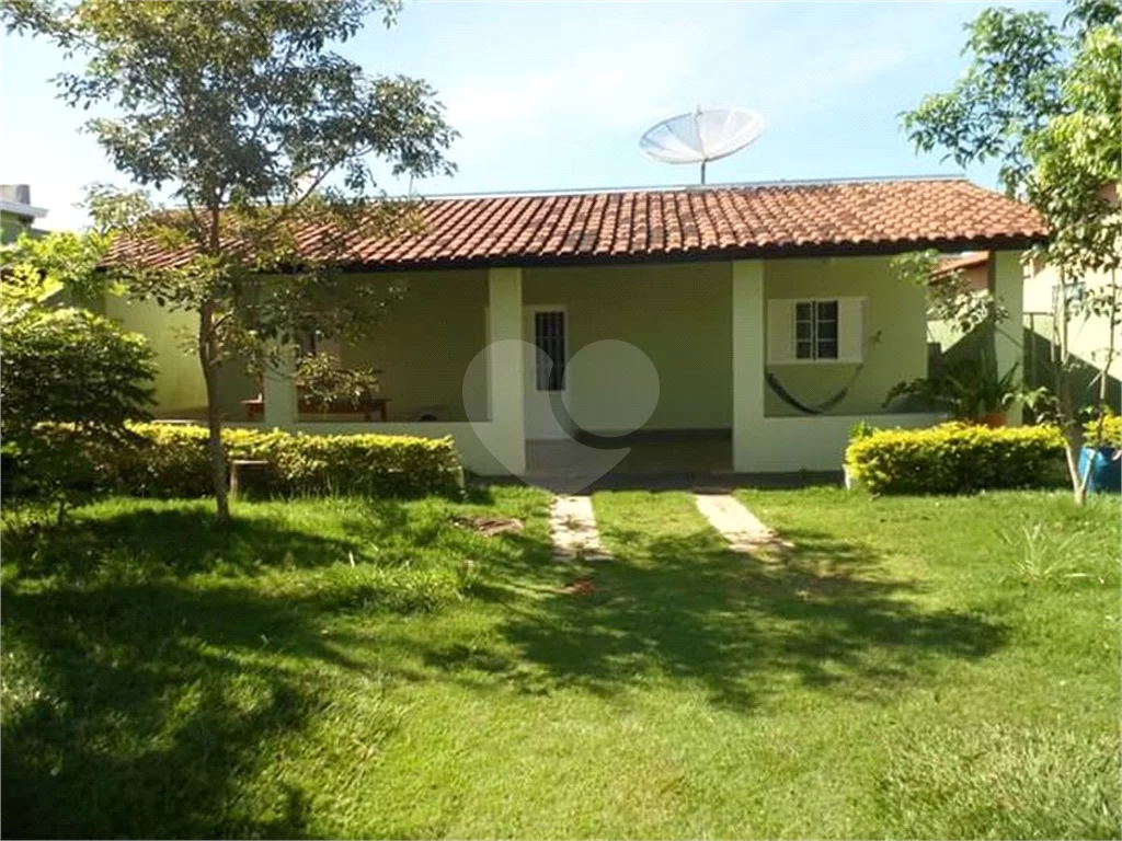 Casa Residencial Centro  BOREBI - 