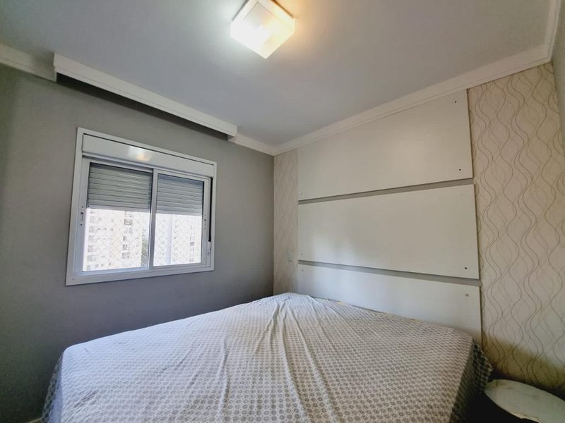 Alugo apartamento mobilado no Morumbi  São Paulo - 
