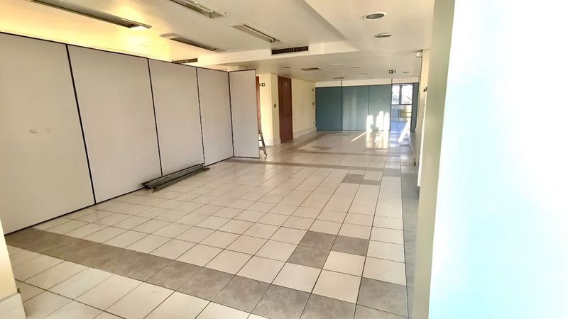 R$ 7.990.000 - PRÉDIO COMERCIAL DE ESQUINA - 4 ANDARES - 1.315M2 - AUDITÓRIO - 10 VAGAS Avenida Ipiranga Porto Alegre - 