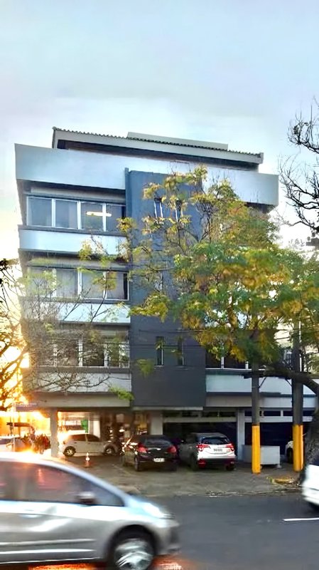 R$ 7.990.000 - PRÉDIO COMERCIAL DE ESQUINA - 4 ANDARES - 1.315M2 - AUDITÓRIO - 10 VAGAS Avenida Ipiranga Porto Alegre - 
