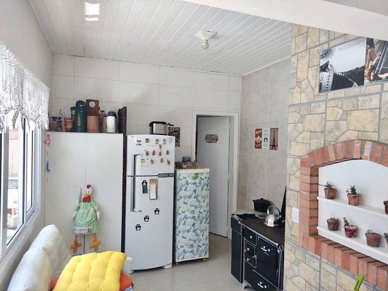 R$ 795.000 - ÓTIMA OPORTUNIDADE! - LINDA CASA - 236M2 - PISCINA - 3 DORM  - 3 VAGAS Rua Atum Capão da Canoa - 