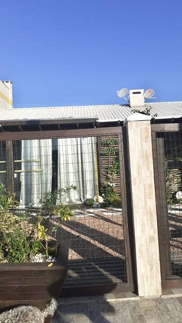R$ 795.000 - ÓTIMA OPORTUNIDADE! - LINDA CASA - 236M2 - PISCINA - 3 DORM  - 3 VAGAS Rua Atum Capão da Canoa - 