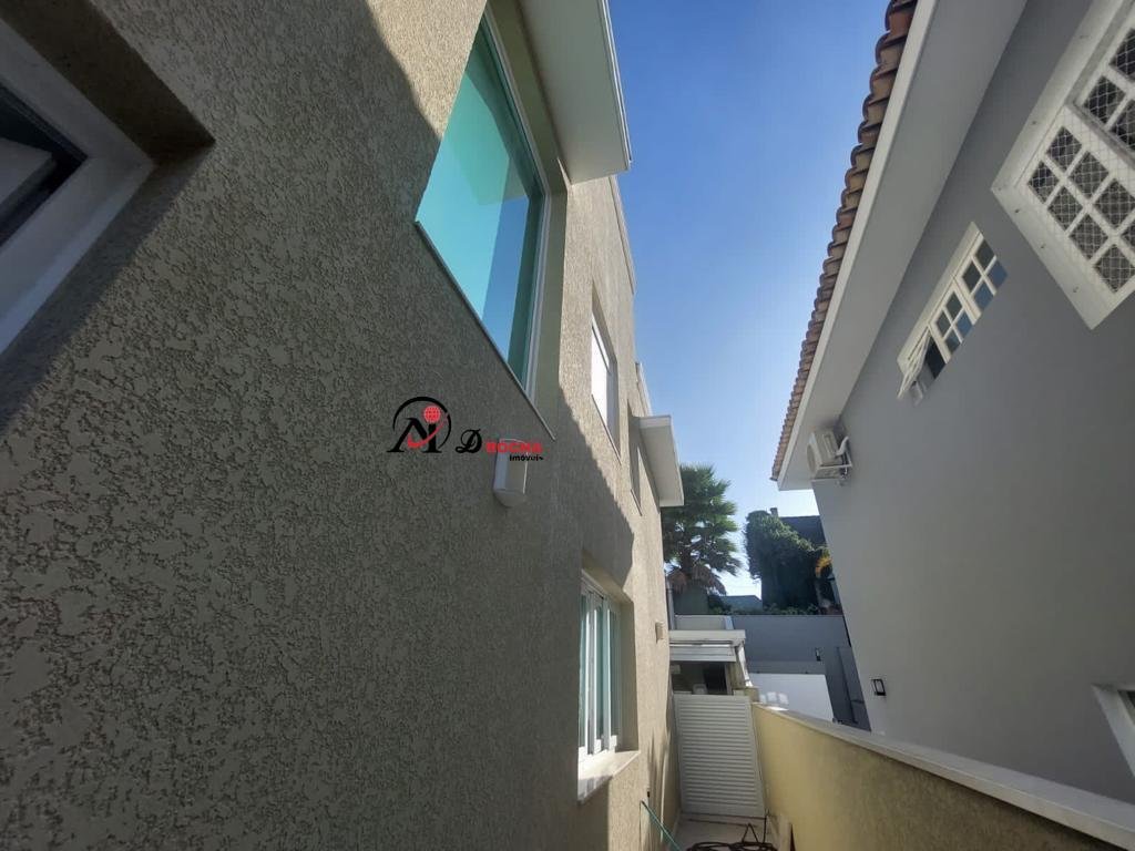 Casa à venda com 4 quartos, 270m² - Foto 6