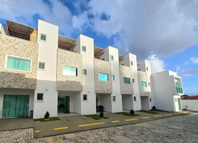 Casa Triplex 2 suítes - Nova Parnamirim Rua Samaúma Parnamirim - 
