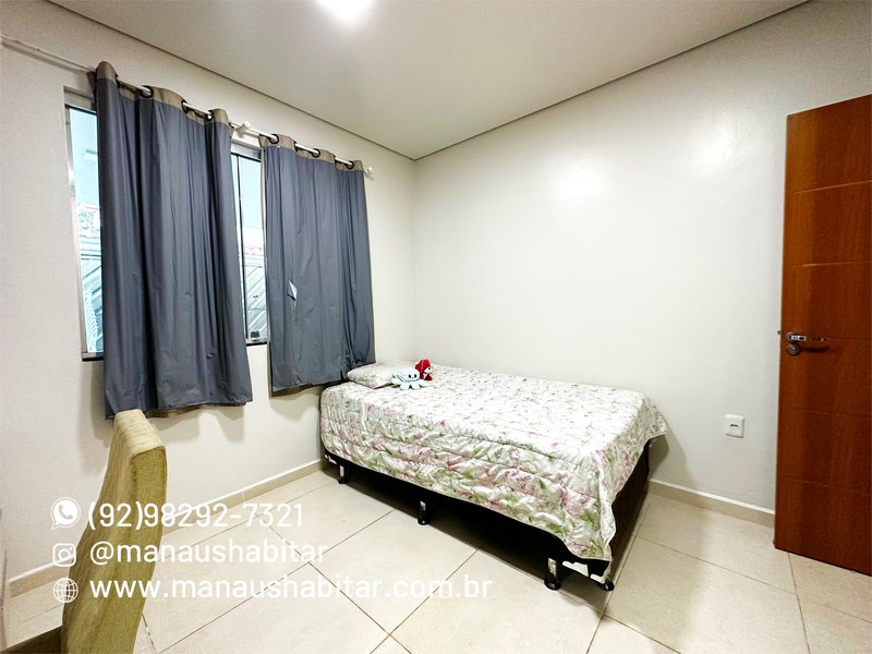 Casa semi mobiliada e climatizada, 02 Qrtos. 01 suíte, no Parque das Laranjeiras Rua São Judas Tadeu Manaus - 