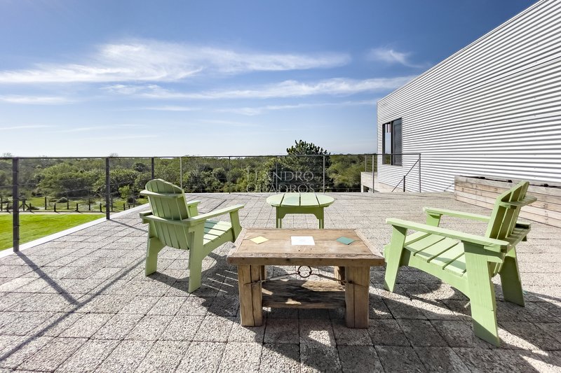 CASA À VENDA COM VISTA PARA O GUAÍBA  Eldorado do Sul - 