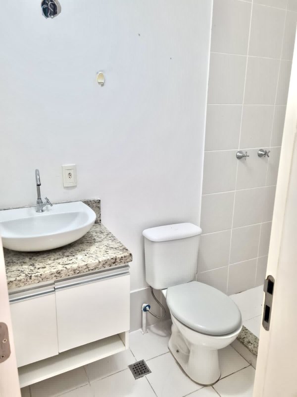 R$ 339.000 - ÓTIMO APARTAMENTO - 63M2 - 3 DORM - SUÍTE - 2 VAGAS - INFRA COMPLETA Rua Luiz Fontoura Júnior Porto Alegre - 