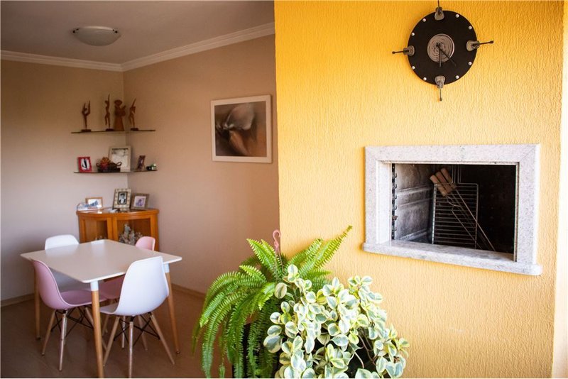 Apartamento com 3 dormitórios á 500m Boulevard Assis Brasil Felisberto Pereira Porto Alegre - 