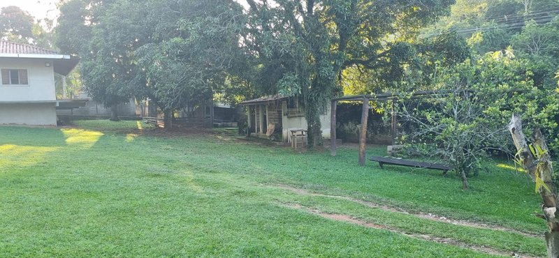 CHÁCARA COM 9.000m² EM SÃO JOSÉ DOS CAMPOS/SÃO PAULO - São José dos Campos - 