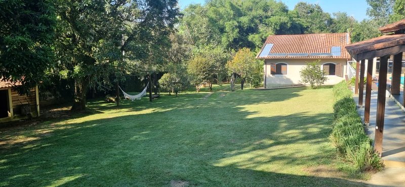 CHÁCARA COM 9.000m² EM SÃO JOSÉ DOS CAMPOS/SÃO PAULO - São José dos Campos - 