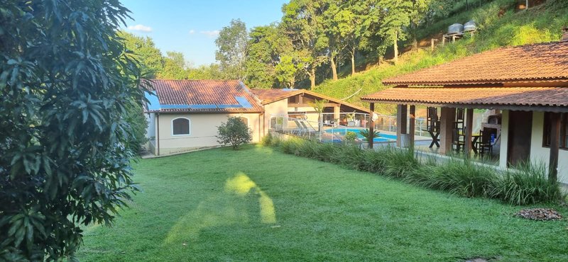 CHÁCARA COM 9.000m² EM SÃO JOSÉ DOS CAMPOS/SÃO PAULO - São José dos Campos - 