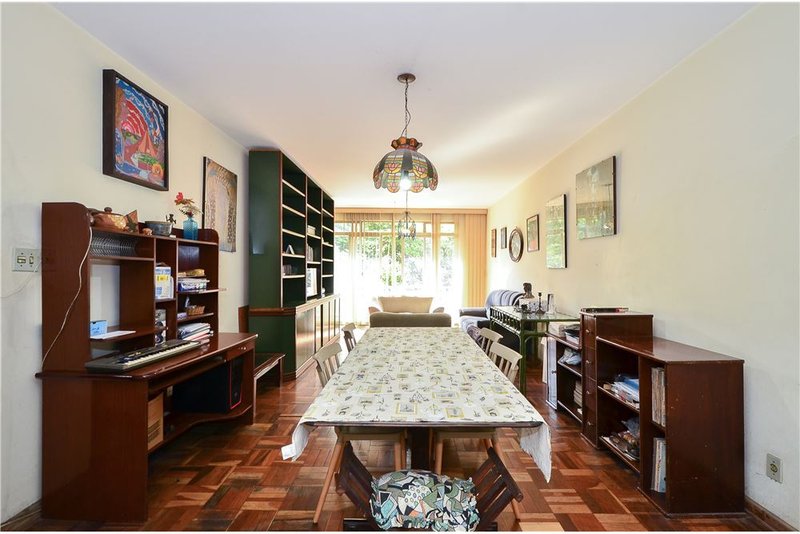 Apartamento em Pinheiros com 3 dormitórios 141m² Henrique Schaumann São Paulo - 