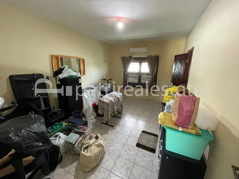 Chácara 150 m² em terreno de 1500 m² 3 suítes 4 banheiros 10 vagas. Mangabeira Eusébio CE Rua Karl Wagner Eusébio - 