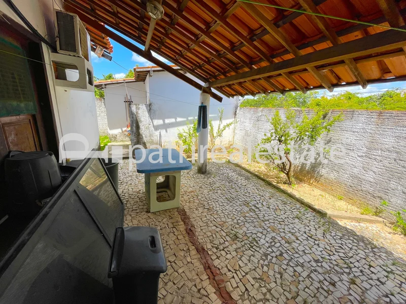 Chácara 150 m² em terreno de 1500 m² 3 suítes 4 banheiros 10 vagas. Mangabeira Eusébio CE Rua Karl Wagner Eusébio - 