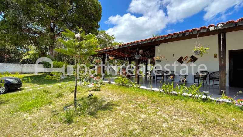 Chácara 150 m² em terreno de 1500 m² 3 suítes 4 banheiros 10 vagas. Mangabeira Eusébio CE Rua Karl Wagner Eusébio - 