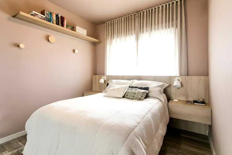 R$ 780.000 - IMPECÁVEL APARTAMENTO - 2 DORM - SUÍTE - SEMIMOBILIADO - 78M² - 2 VAGAS Rua Ferreira Viana Porto Alegre - 
