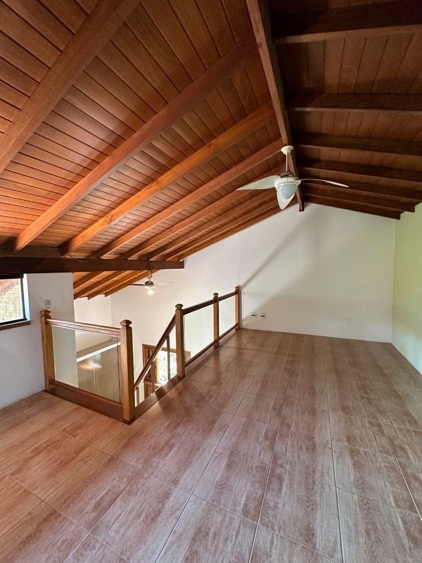CASA NO LITORAL DE SÃO SEBASTIÃO /SÃO PAULO - São Sebastião - 
