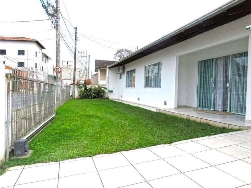 Casa térrea com 04 dormitório à venda no Bairro Salto Do Norte  Blumenau - 