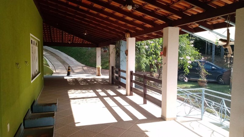 CHÁCARA DE 4.900 METROS EM CONDOMÍNIO DE SÃO JOSÉ DOS CAMPOS/SÃO PAULO - São José dos Campos - 