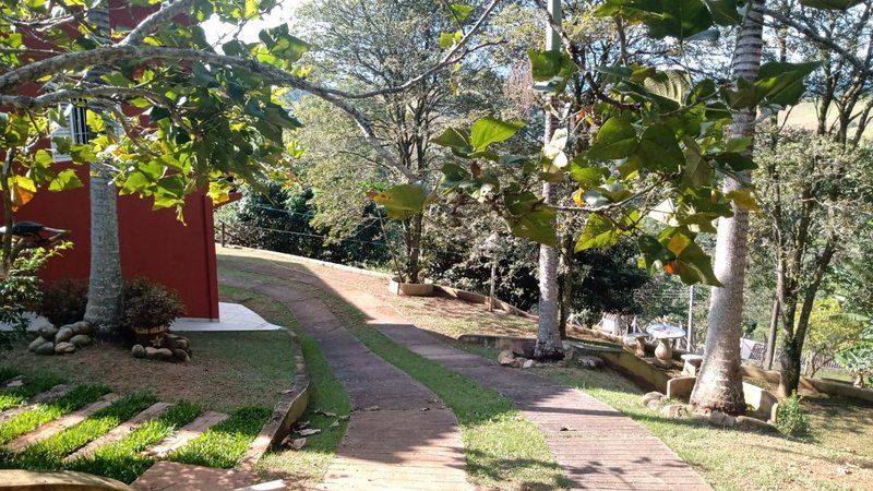 CHÁCARA DE 4.900 METROS EM CONDOMÍNIO DE SÃO JOSÉ DOS CAMPOS/SÃO PAULO - São José dos Campos - 