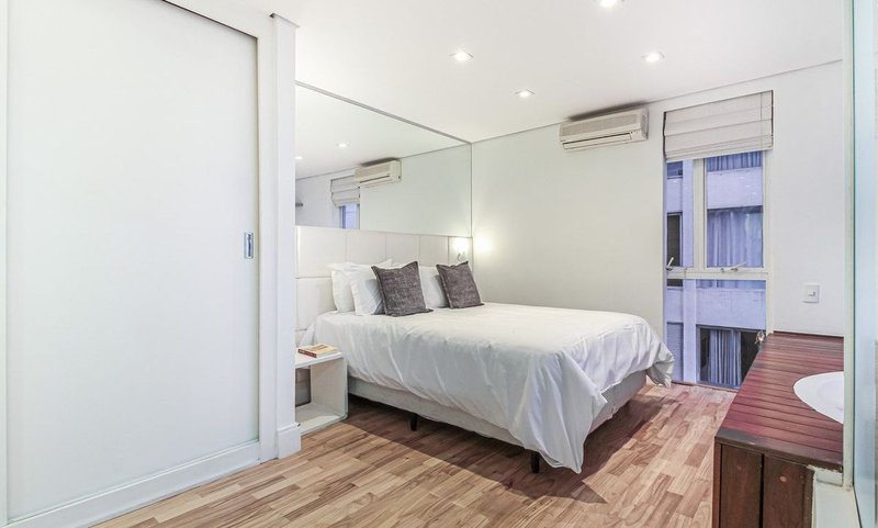 Apartamento duplex de 68m², 1 quarto em Vila Nova Conceição Rua Visconde da Luz São Paulo - 
