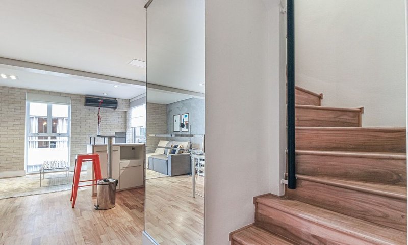 Apartamento duplex de 68m², 1 quarto em Vila Nova Conceição Rua Visconde da Luz São Paulo - 