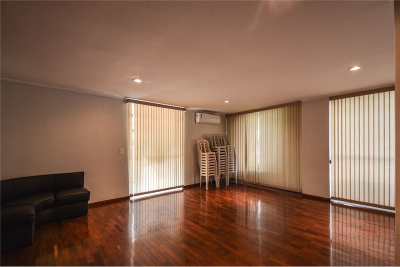 Cobertura Duplex a venda em Moema - 144m² Chibaras São Paulo - 