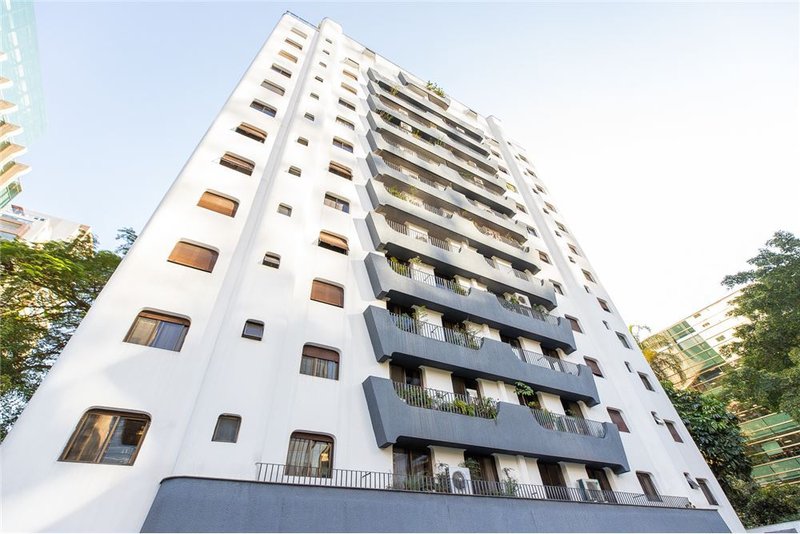 Apartamento com 3 dormitórios 131m² Horácio Lafer São Paulo - 