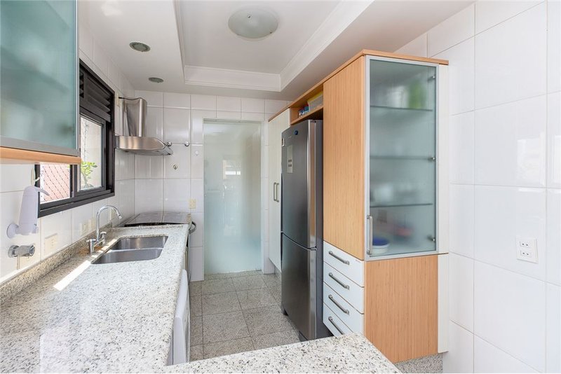 Apartamento a venda em Moema - 3 Quartos 1 suíte 4 vagas - 161m² Pintassilgo São Paulo - 