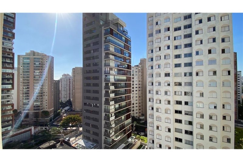 Apartamento com 2 dormitórios 95m² Bueno Brandão São Paulo - 