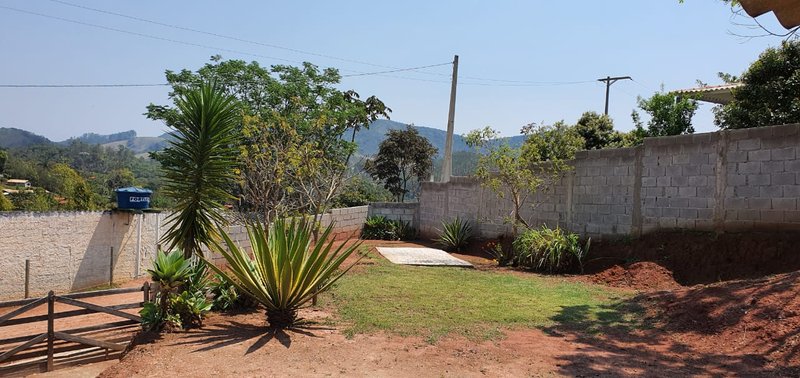 CHÁCARA COM 1.165 METROS NA REPRESA DE PARAIBUNA/SÃO PAULO - Paraibuna - 