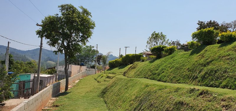 CHÁCARA COM 1.165 METROS NA REPRESA DE PARAIBUNA/SÃO PAULO - Paraibuna - 