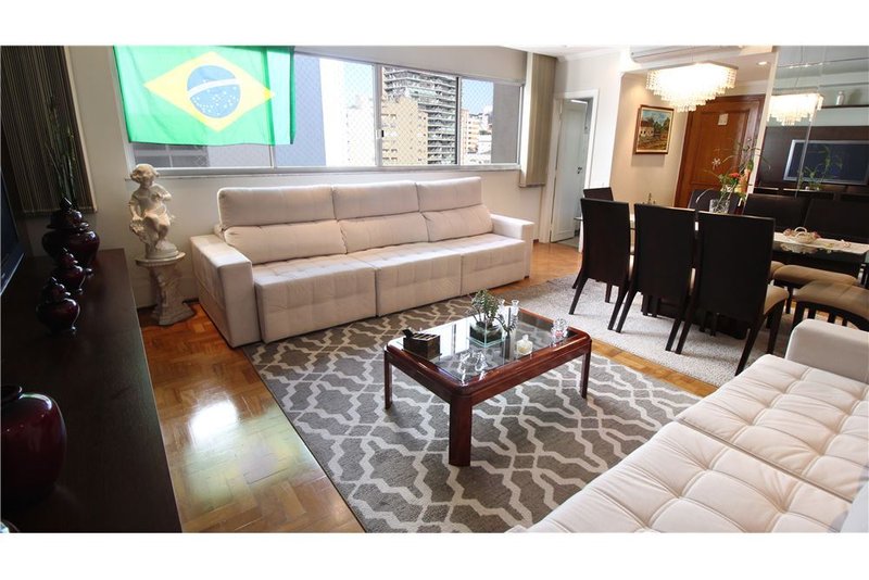 Apartamento em Pinheiros com 143m² Av Rebouças São Paulo - 