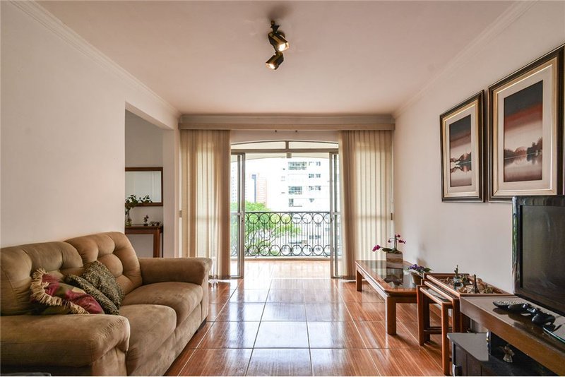 Apartamento em Moema com 135m² Rouxinol São Paulo - 