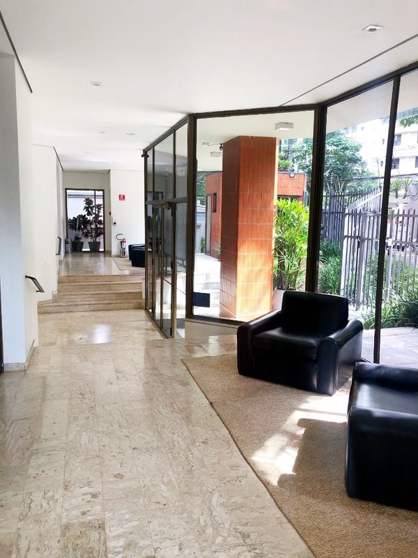 Apartamento no Edifício Bianco  3 suítes 173m² Jesuíno Arruda São Paulo - 
