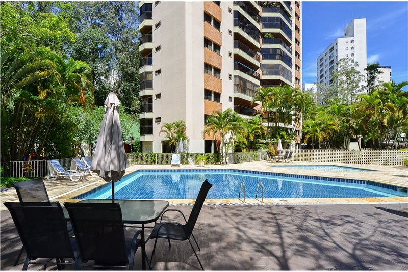 Apartamento no Panambi com 221m² Alcantarilla São Paulo - 