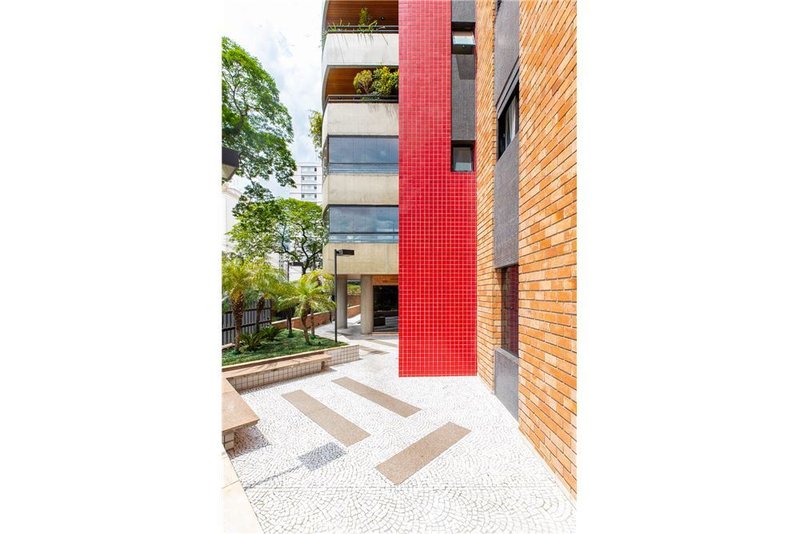 Apartamento em Moema com 220m² Inhambu São Paulo - 