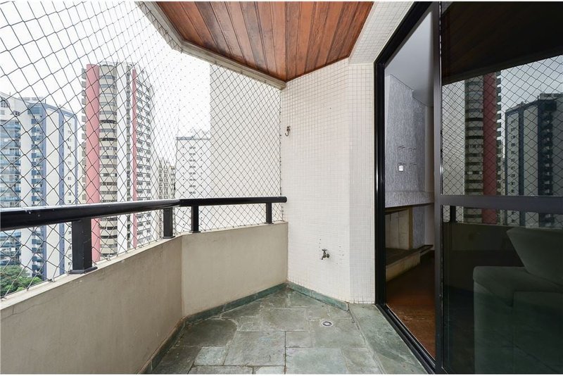 Apartamento com 3 suítes 130m² Canário São Paulo - 